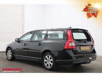 Volvo V-70 2.4D Kinetic BiXenon Clima Navi Leder SHZ AHK picture 4