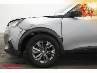 Peugeot 2008 1.2 PureTech Style Navi Clima Cruise Camera picture 12