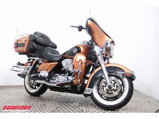 Harley-Davidson  FLHTCU Electra Glide Ultra Classic ABS Radio Cruise 16.105 Mijl! picture 2