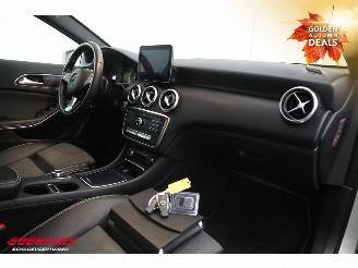 Mercedes A-klasse 200 7G-Tronic AMG LED Navi Clima Cruise Camera SHZ PDC picture 14