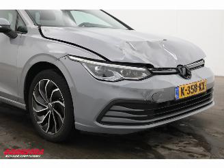 Volkswagen Golf 1.0 TSI Life LED ACC Memory Virtual H/K. picture 5