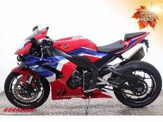 Honda CBR 1000 RR-R Fireblade Akrapovic ABS LED picture 5