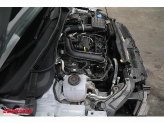 Volkswagen Polo 1.0 TSI R-Line LED ACC Clima Camera SHZ picture 8