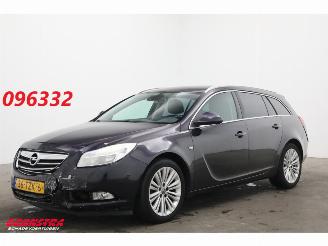 krockskadad bil auto Opel Insignia Sports Tourer 1.4 Turbo EcoFLEX Cosmo Navi Clima Cruise PDC AHK 2012/5