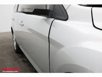 Ford Focus 1.6 Comfort Airco Cruise Bluetooth picture 8