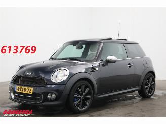 damaged passenger cars Mini Mini 1.6 Cooper Aut. Org.NL! Chili Pano Leder Navi SHZ PDC 2013/3