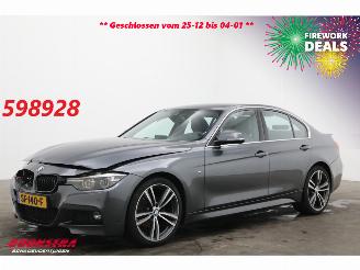 uszkodzony samochody osobowe BMW 3-serie 318i M-Sport Aut. LED Leder Navi Clima Cruise SHZ 120.976 km! 2018/3