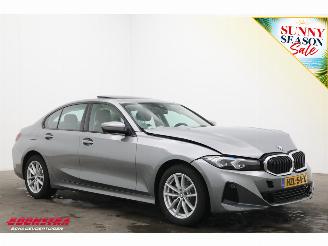 BMW 3-serie 330e Schuifdak 360° LED Cruise SHZ 4.216 km! picture 2