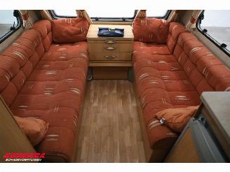 Swift  Charisma 220 BY 2006 Oven picture 10