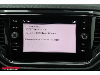 Volkswagen T-Roc 1.5 TSI Sport LED ACC Navi Clima SHZ LRHZ picture 16