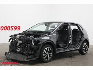 krockskadad bil auto Volkswagen Polo 1.0 TSI Life 5-DRS Teilediebstahl ACC Airco PDC 2022/10