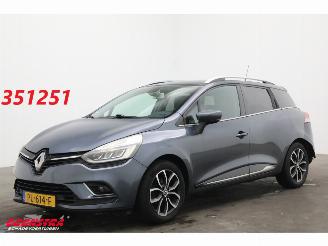 Damaged car Renault Clio Grandtour Estate 0.9 TCe Intens LED Navi Clima Cruise PDC AHK 109.478 km! 2016/10
