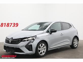 Schadeauto Renault Clio 1.0 TCe 90 Techno LED Clima Cruise PDC AHK 2023/11