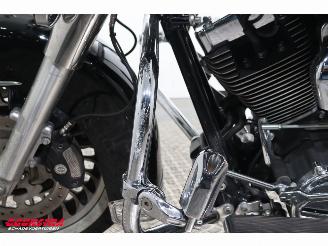 Harley-Davidson  FLHR Road King LED Cruise picture 10