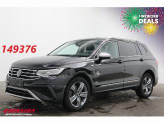 uszkodzony samochody osobowe Volkswagen Tiguan 2.0 TDI 200 PK 4Motion LED ACC H/K Camera SHZ LRHZ AHK 2024/8