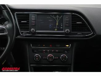 Seat Leon 1.6 TDI Style LED Pano Navi Clima Cruise PDC AHK picture 15