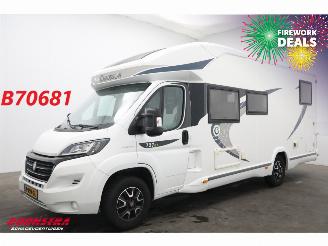 dommages  camping cars Chausson  Welcome 727 GA 2.3 MJ Solar Hefbed Single Beds Leder Cruise Camera AHK 58.856 km! 2016/10