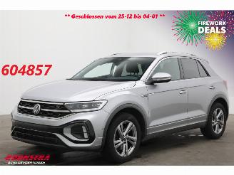 krockskadad bil auto Volkswagen T-Roc 2.0 TDI DSG R-Line LED ACC Apple/Android Virtual Camera LRHZ SHZ 2023/1