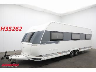 krockskadad bil caravan Hobby  650 Prestige Luifel Rondzit Douche Oven BY 2017 2017/2