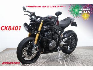 skadebil motor Triumph Speed Triple 1200 RS Akrapovic LED Cruise 120 km!! 2025/10
