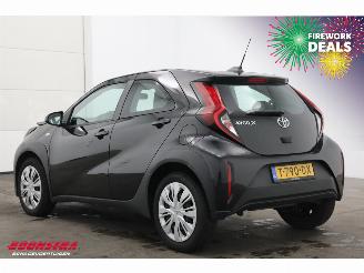 Toyota Aygo 1.0 VVT-i MT Play ACC Bluetooth Airco Camera picture 4
