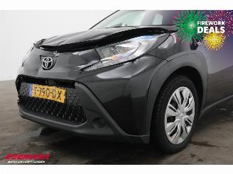 Toyota Aygo 1.0 VVT-i MT Play ACC Bluetooth Airco Camera picture 15