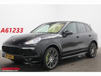 Schadeauto Porsche Cayenne 3.0 S E-Hybrid Sport Design BiXenon Memory Leder SHZ AHK 2015/12