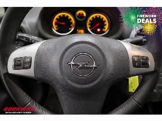 Opel Corsa 1.2-16V Berlin Clima Cruise PDC 171.701 km! picture 16