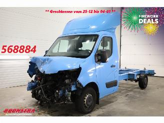 krockskadad bil bedrijf Renault Master 2.3 dCi 145 Airco Cruise Bluetooth 2021/1