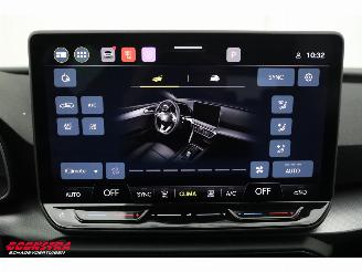 Seat Leon Sportstourer 1.5 eTSI Style Aut. LED ACC Navi Clima Camera 16.633 km! picture 20