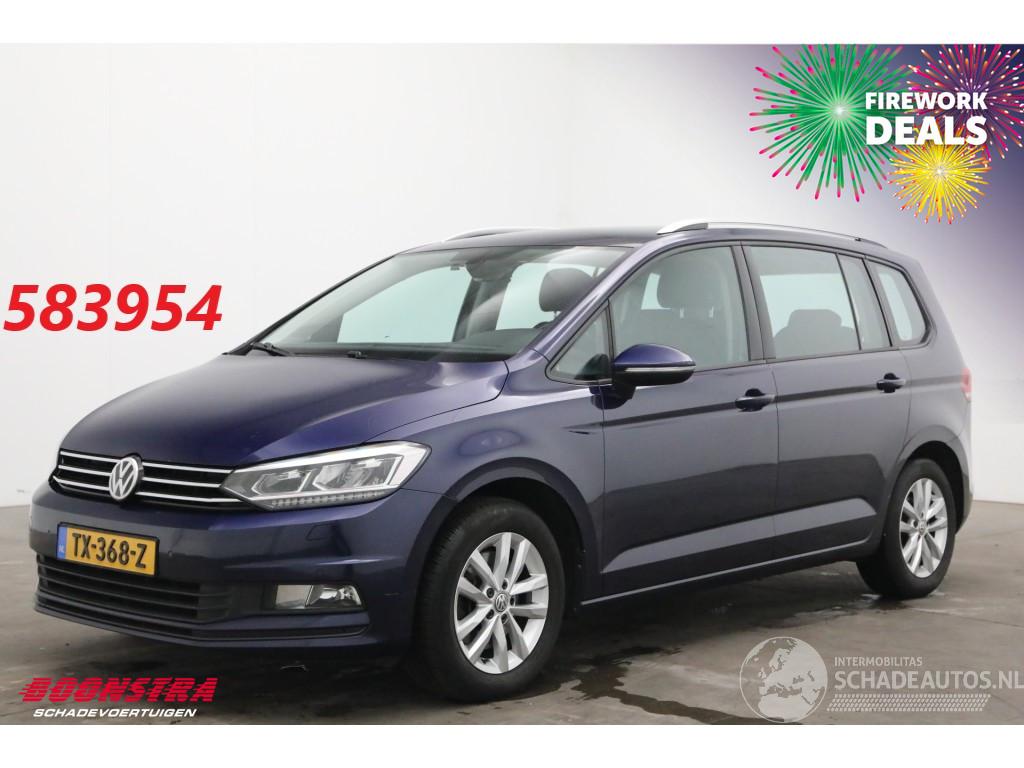 Volkswagen Touran 1.6 TDI DSG Business R LED ACC ErgoComf. Navi SHZ Camera AHK