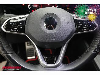 Volkswagen Golf 1.5 eTSI DSG R-Line LED ACC Virtual Navi Camera LRHZ picture 17