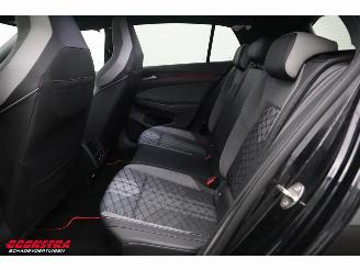 Volkswagen Golf 1.5 eTSI DSG R-Line LED ACC Virtual Navi Camera LRHZ picture 15