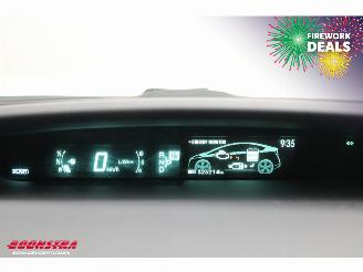 Toyota Prius 1.8 Dynamic Pano Solar Navi Clima Cruise Camera AHK picture 19