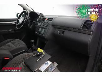 Volkswagen Touran 2.0 TDI 140 PK 7-Pers. Clima Cruise SHZ PDC AHK picture 7