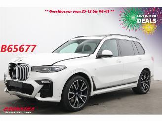 Unfallwagen BMW X7 xDrive30d M-Sport Pano HUD ACC Memory 360° AHK 2020/1