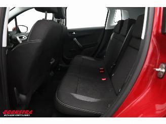 Peugeot 2008 1.2 PureTech Active Pano Navi Airco Cruise PDC 77.152 km! picture 16