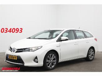 Auto incidentate Toyota Auris Touring Sports 1.8 Hybrid Aspiration Clima Cruise Camera 2013/8