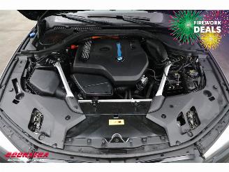BMW 5-serie 530e iPerformance Sport Line Schuifdak LED ACC SHZ PDC picture 11