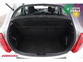 Toyota Yaris 1.3 VVT-i Aspiration Navi Airco Cruise Camera picture 21