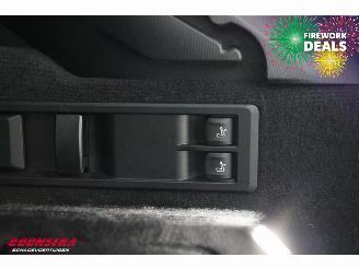 BMW 3-serie Touring 318i M-Sport LED Leder Navi Clima Cruise Camera SHZ picture 29