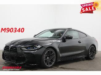 Vaurioauto  passenger cars BMW M4 Coupé Competition Schalensitze ACC Carbon HUD 360° H/K Memory 2023/4