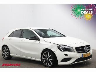 Mercedes A-klasse 180 Navi Airco Cruise SHZ 135.190 km! picture 2