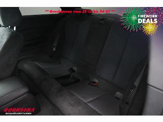 BMW 2-serie Coupé M240i Executive BiXenon Navi Clima Cruise SHZ PDC 147.428 km! picture 13