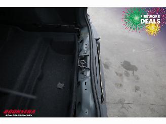 Volvo XC40 Single Motor Extened Range Core 82 kWh LED ACC Navi Camera LRHZ picture 9