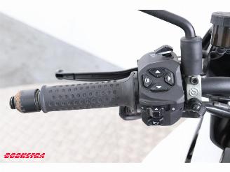 Moto Guzzi  V100 Mandello LED Cruise BY 2023 picture 19