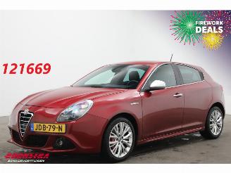 uszkodzony samochody osobowe Alfa Romeo Giulietta 1.4 T Aut. 170 PK Progression Leder Clima Cruise SHZ PDC 2011/10