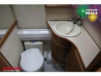 Kabe  Ametist 560 GLE Solar Mover Single Beds picture 21