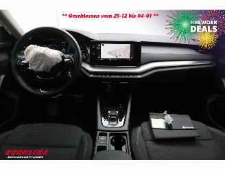Skoda Octavia Combi 1.0 e-TSI DSG Business Edition Virtual Navi Clima Cruise Camera picture 16