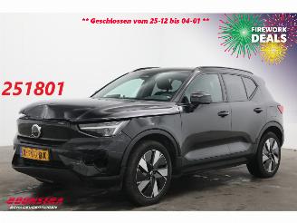 skadebil auto Volvo XC40 Single Motor Extended Range Plus 82 kWh LED ACC Camera SHZ PDC 2023/10
